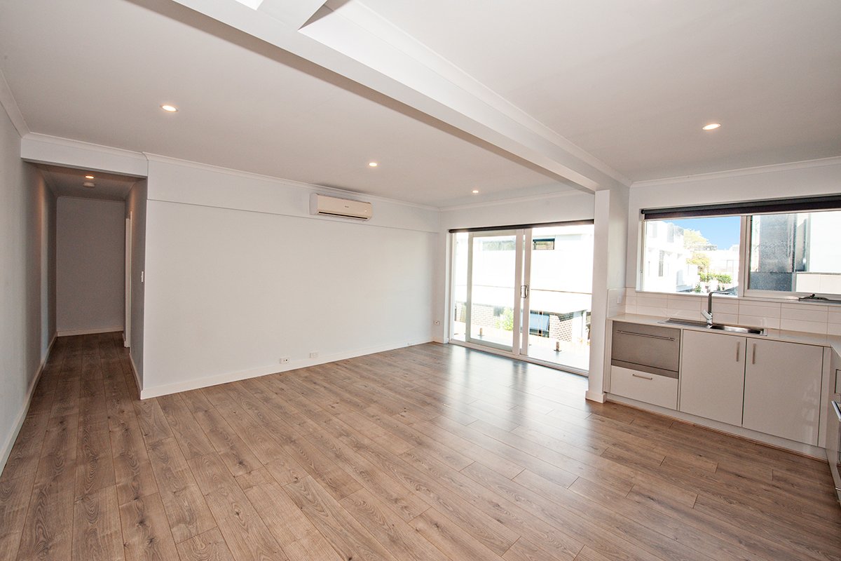 Gallery: 10/25-27 Dunoon Street