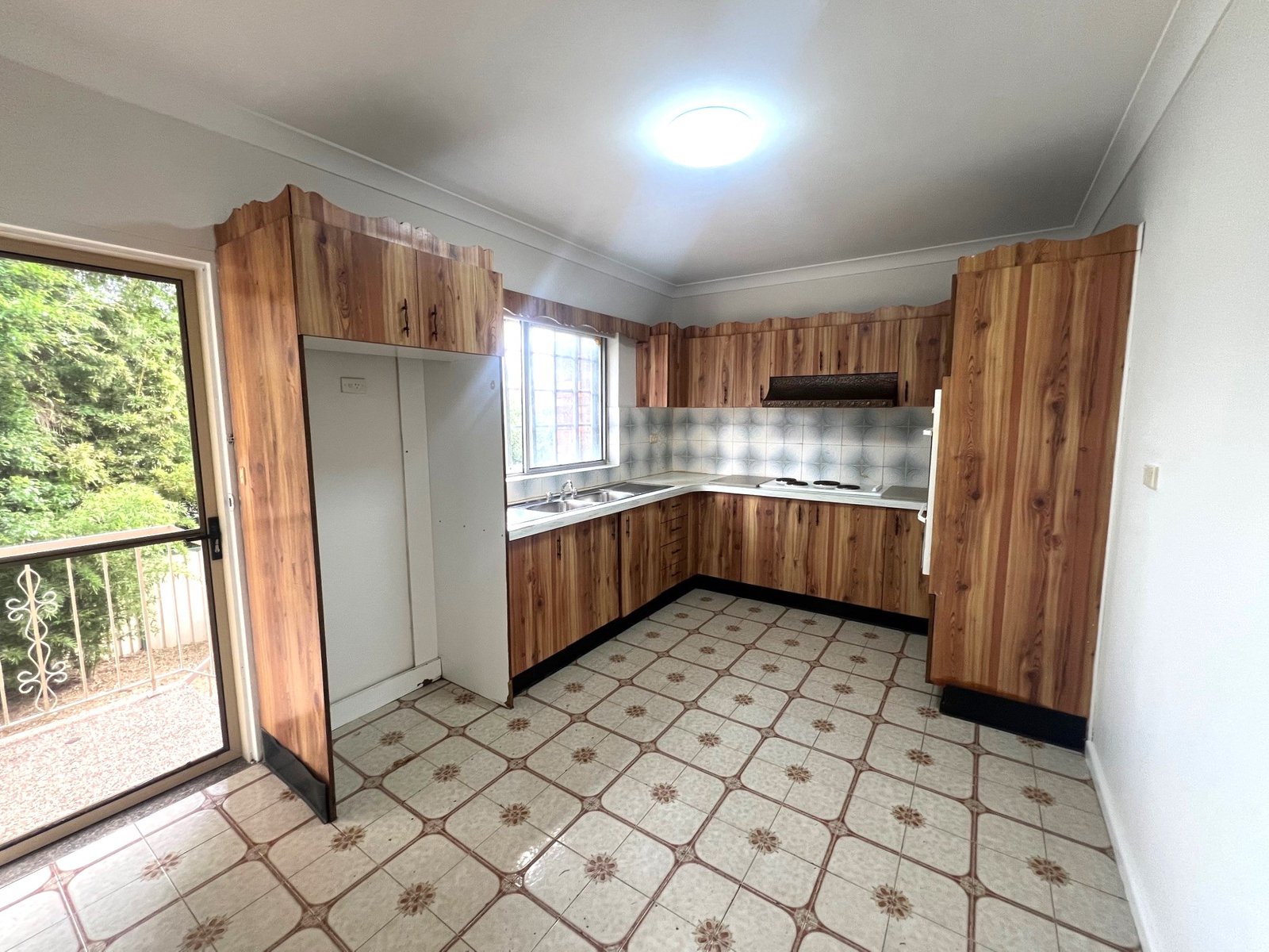 10/25 Bass Road EARLWOOD 3