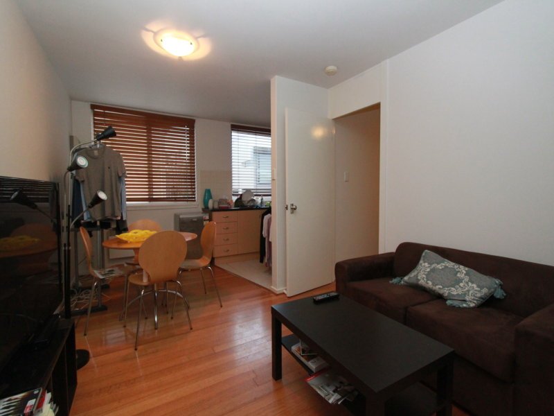 Real Estate and Property in 10/25 Bendigo Avenue, Elwood, VIC