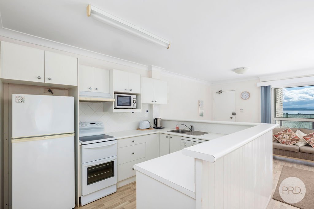 10/25 Donald Street NELSON BAY 5