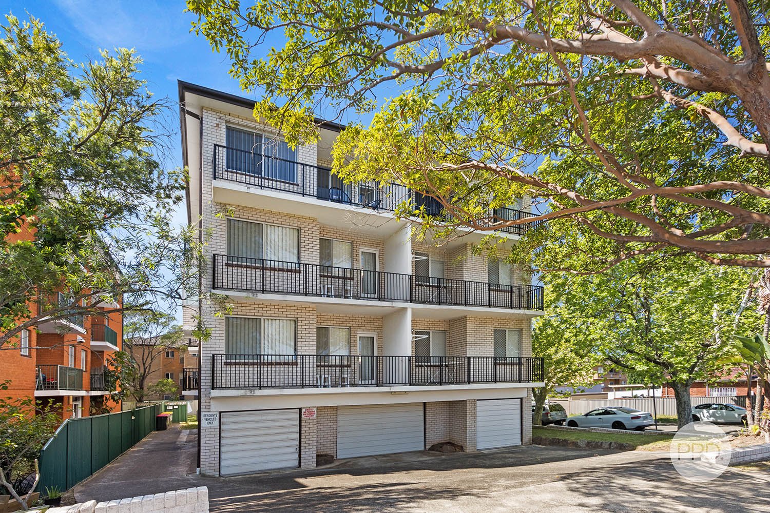 10/26-28 Guinea Street KOGARAH 1