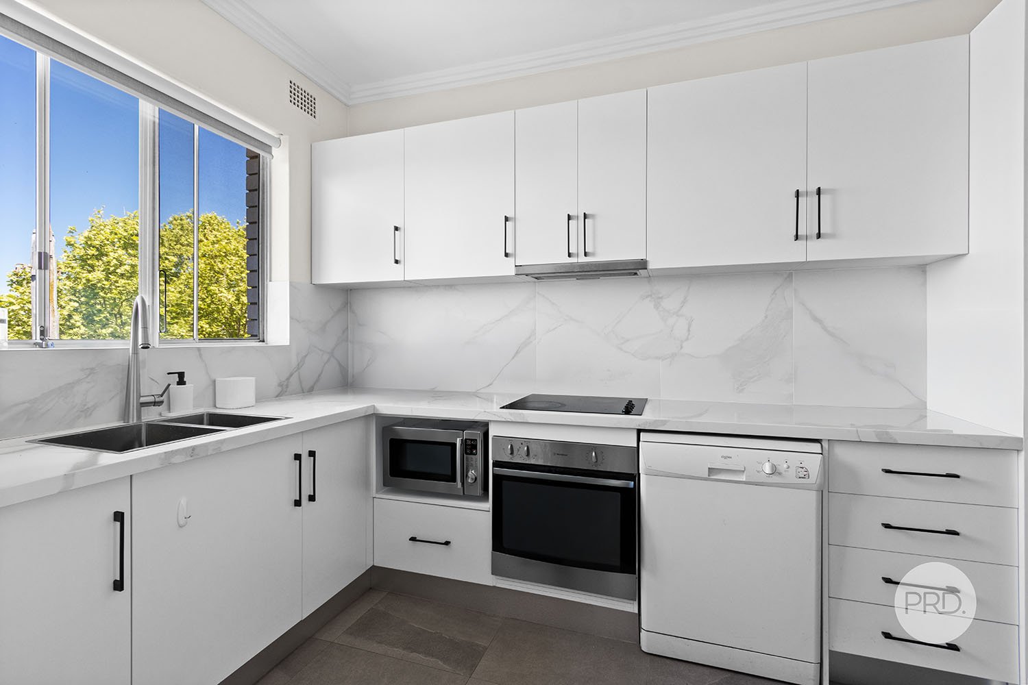 10/26-28 Guinea Street KOGARAH 3