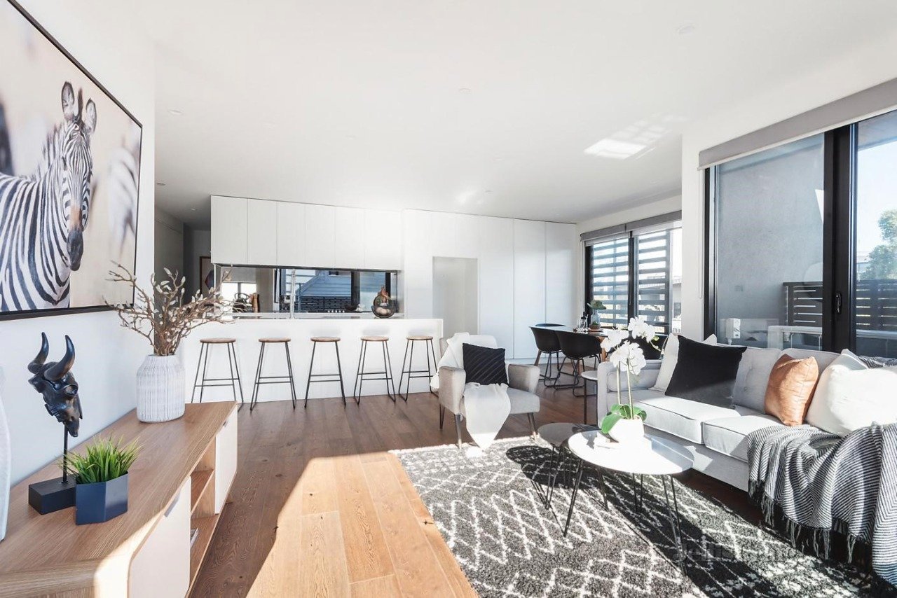 Gallery: 102/6 Claire Street