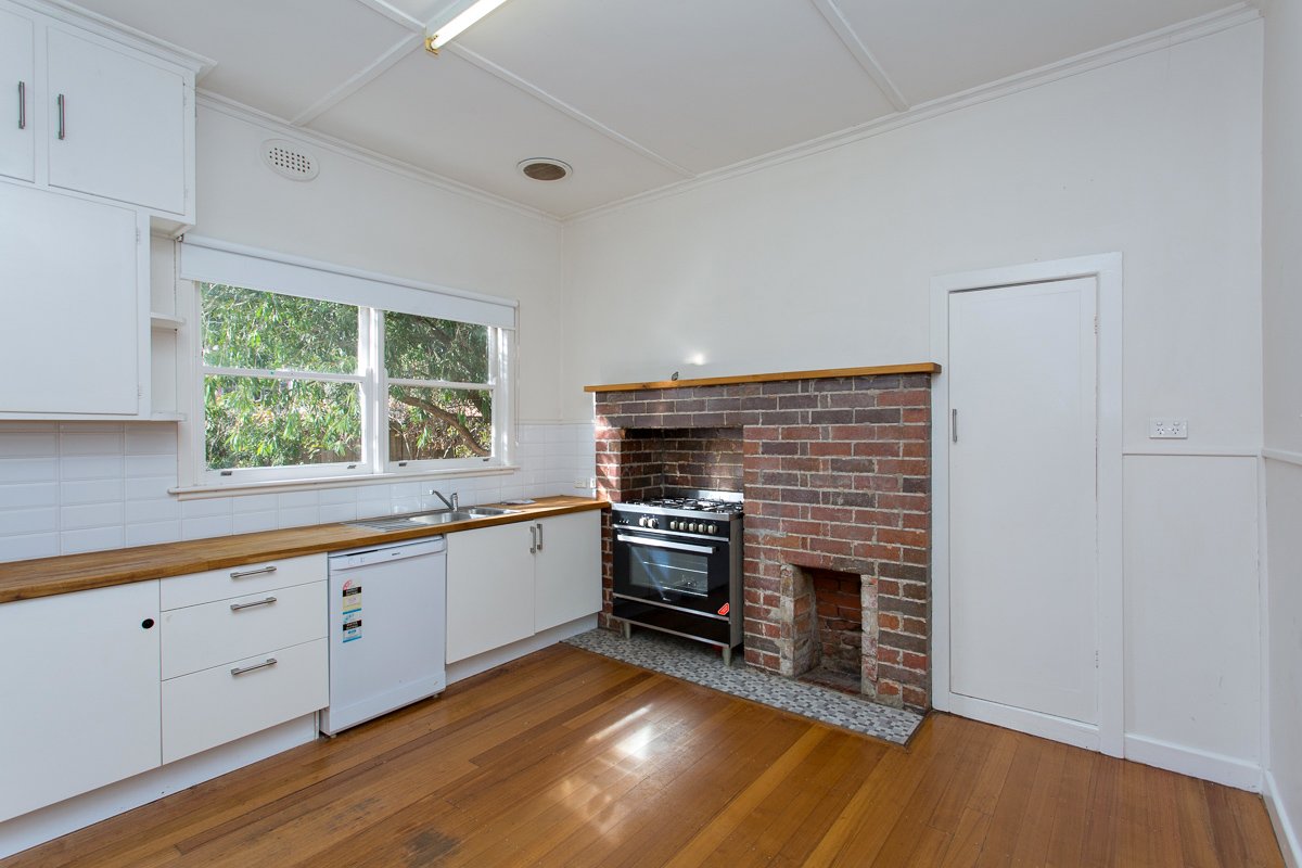 Gallery: 1026 Lydiard Street
