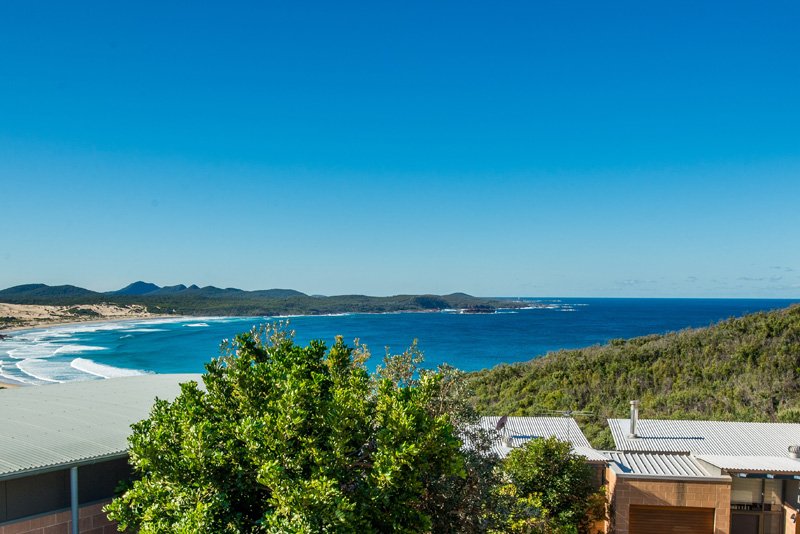 10/26 One Mile Close BOAT HARBOUR 2
