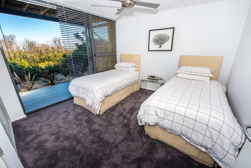 10/26 One Mile Close BOAT HARBOUR 9