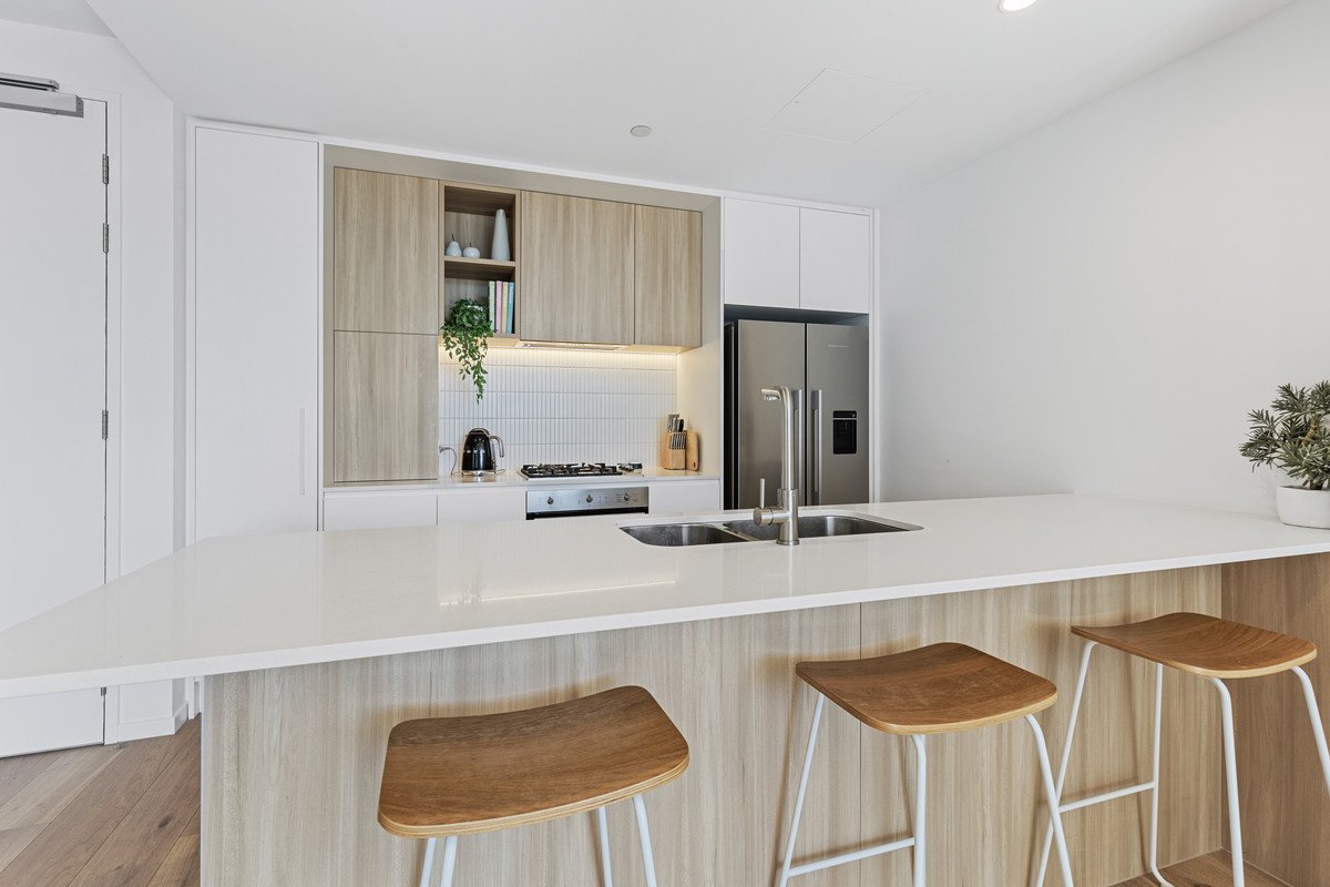 102/6 second Avenue Burleigh Heads 2