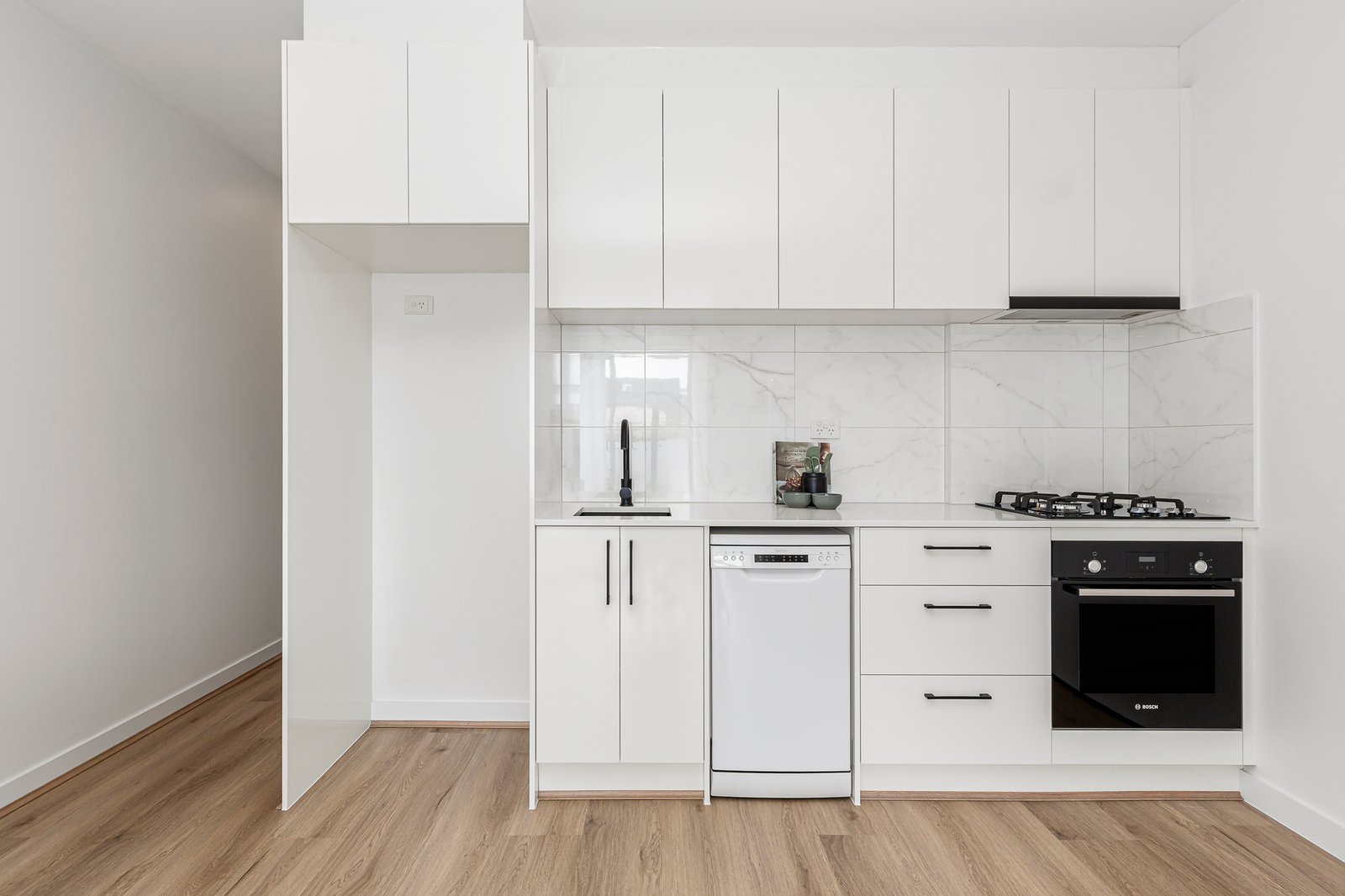 Gallery: 102/65 Grosvenor Street