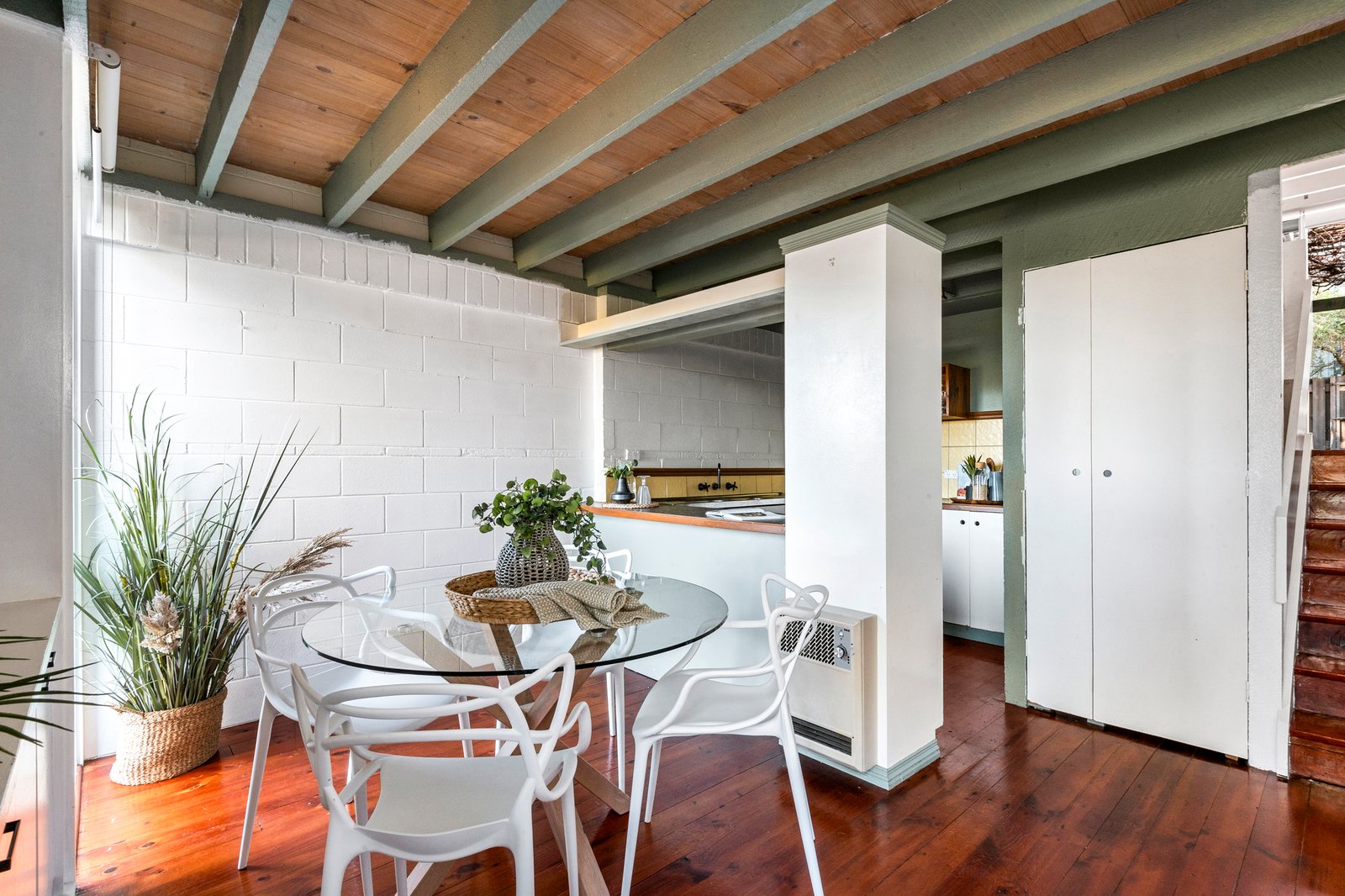 Gallery: 10/27-29 Montague Street