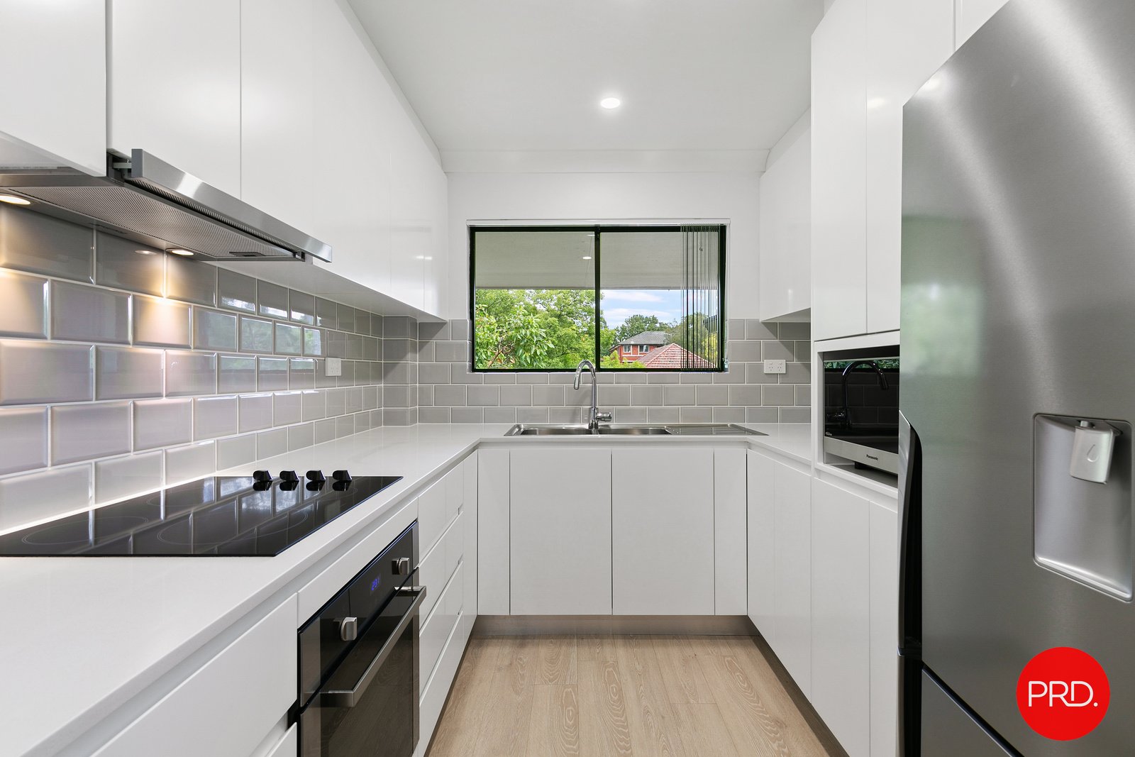 10/27 Willison Road CARLTON 1