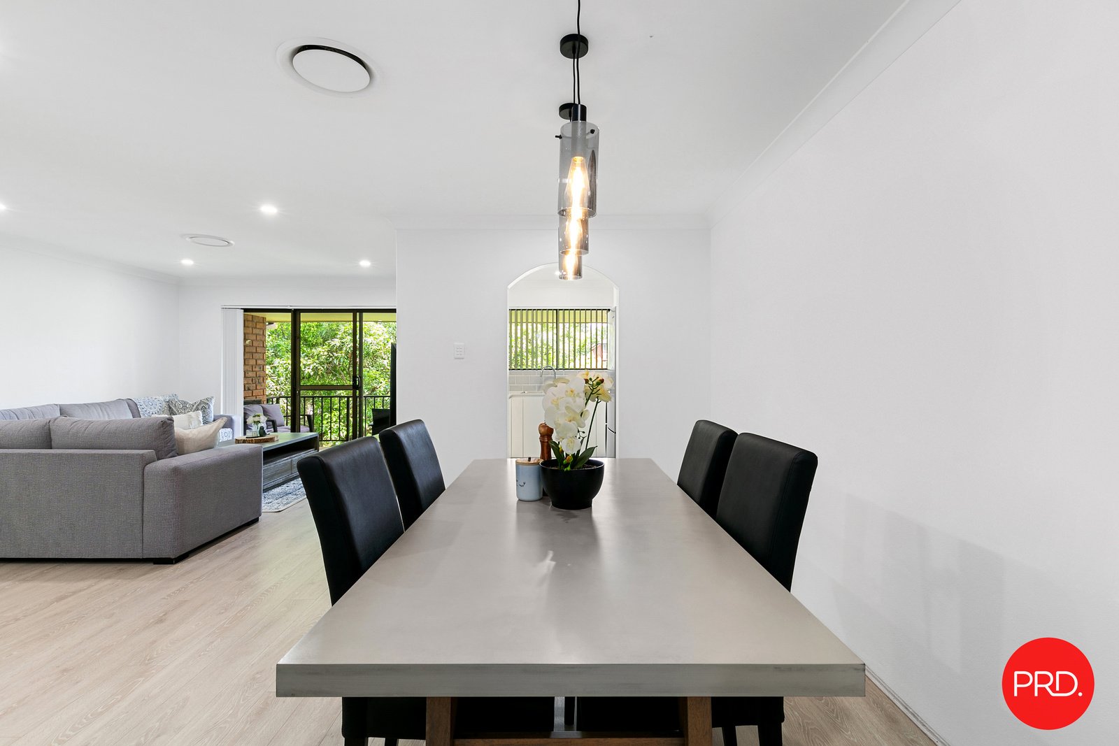 10/27 Willison Road CARLTON 11