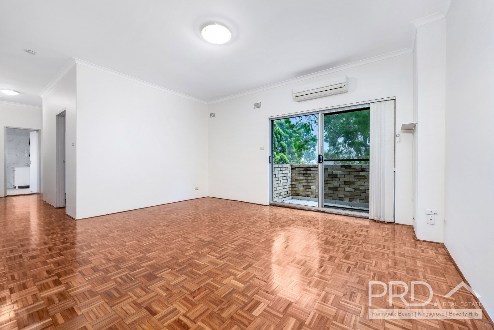 10/270 King Georges Road ROSELANDS 1