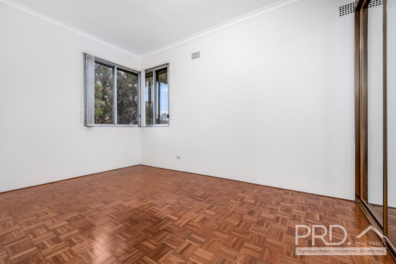 10/270 King Georges Road ROSELANDS 6