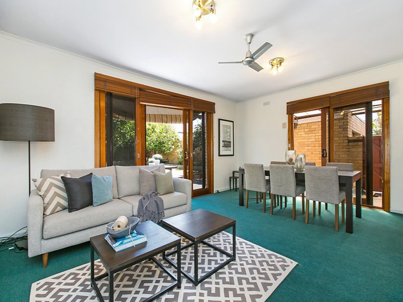 Gallery: 1028 Nepean Highway