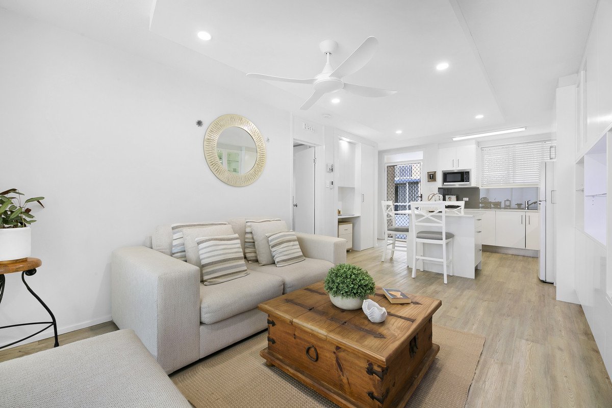 10/286 The Esplanade Miami 3