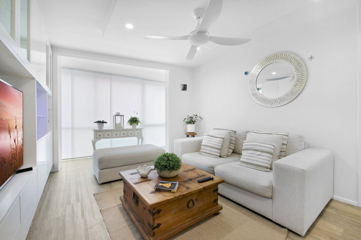 10/286 The Esplanade Miami 8