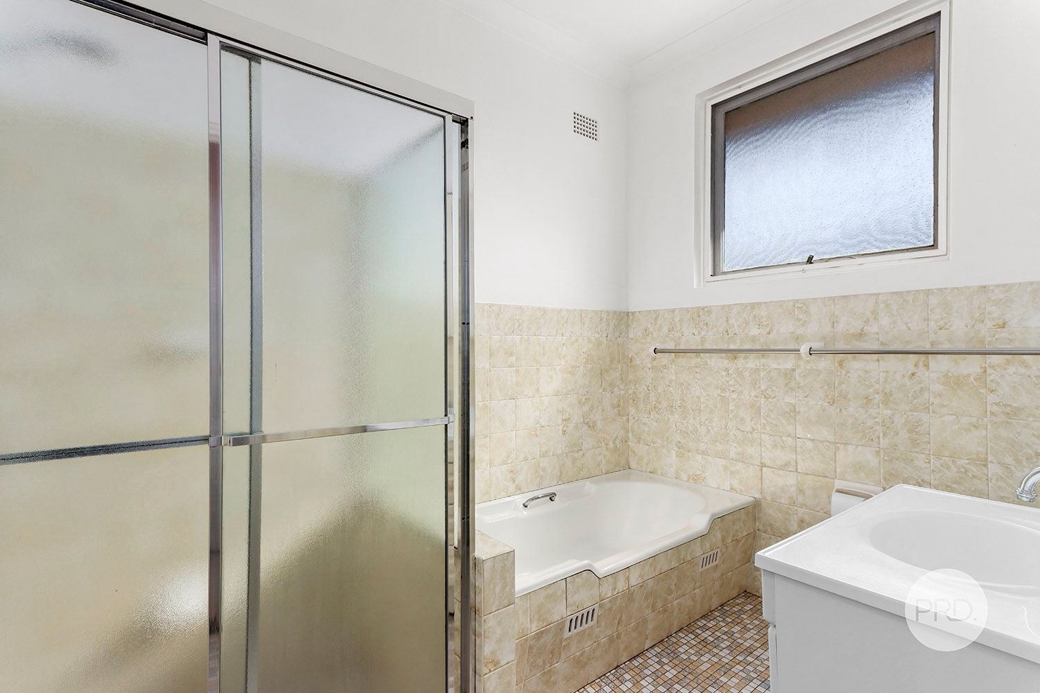 10/29 Rosa Street OATLEY 3