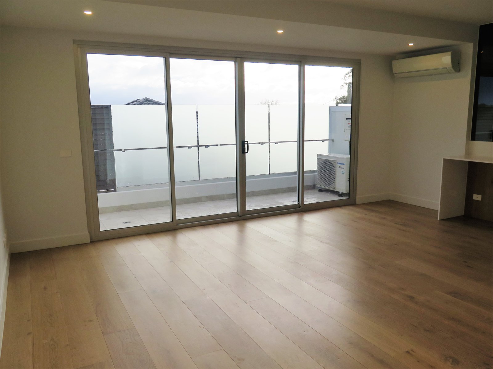 Gallery: 102/93 Cavanagh Street