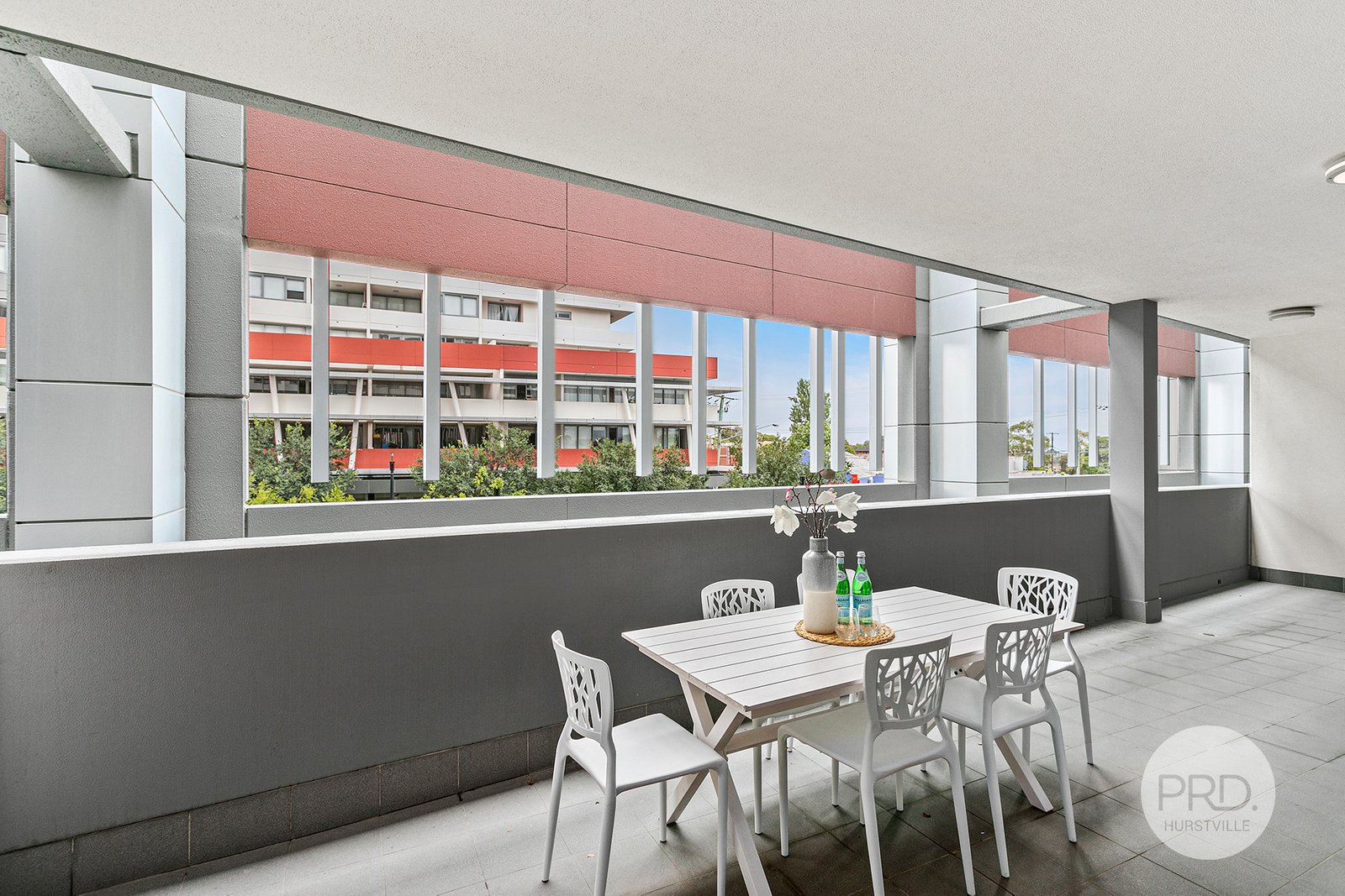 102/99 Forest Road HURSTVILLE 8