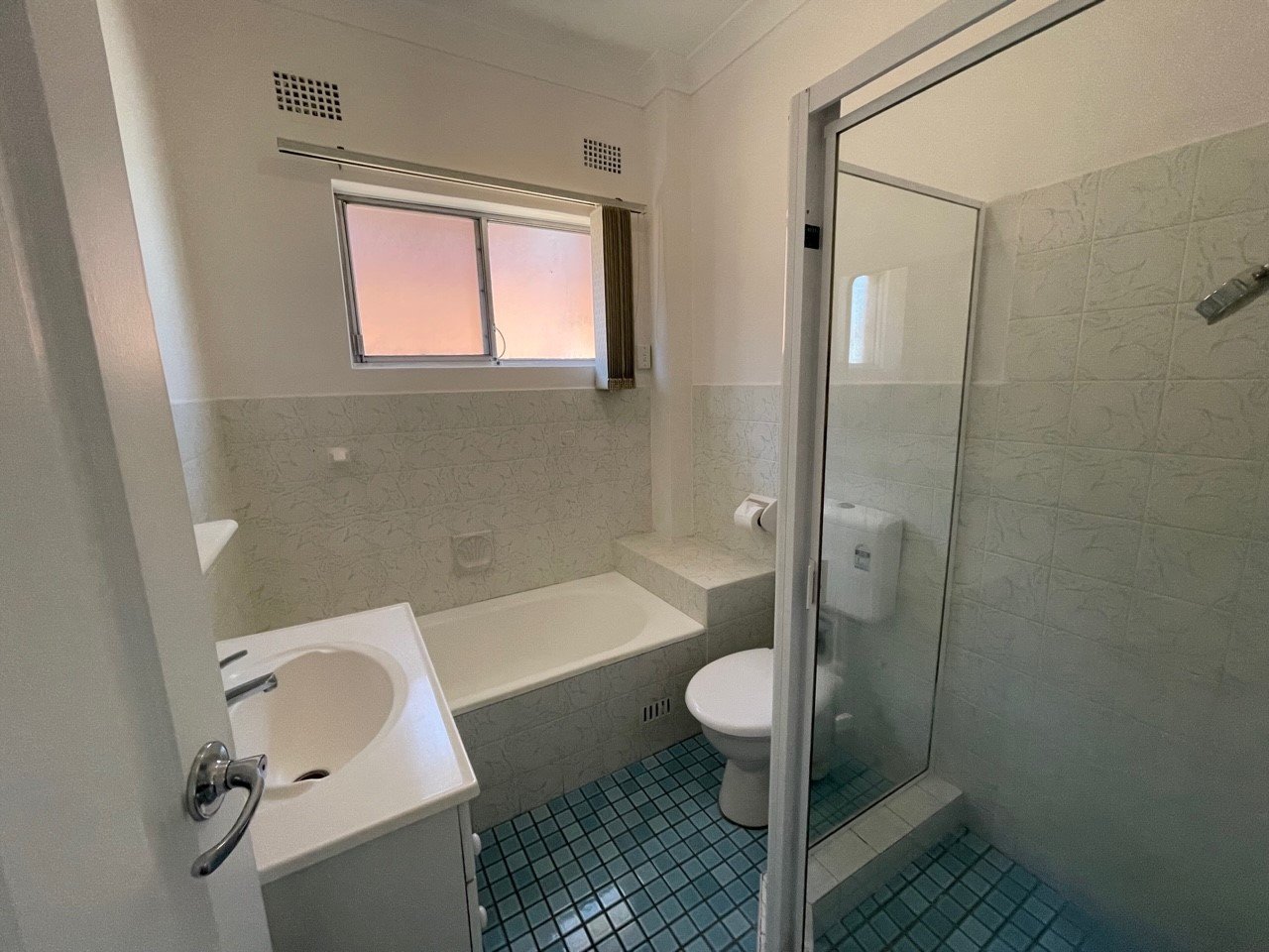 10/2A-4 Guinea Street KOGARAH 6