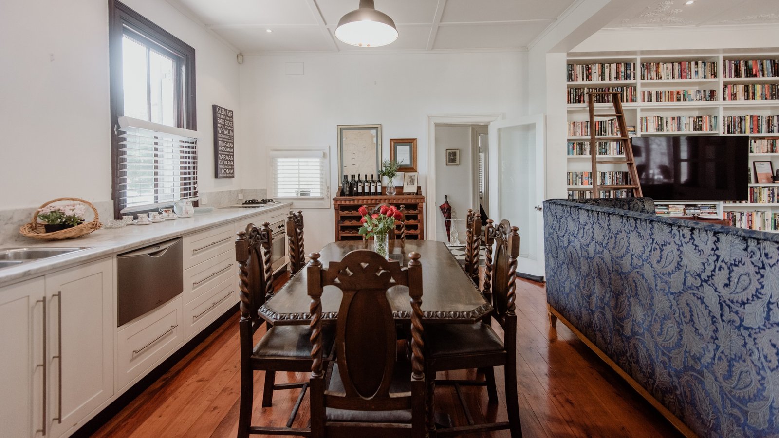 102A Brisbane Street TAMWORTH 7