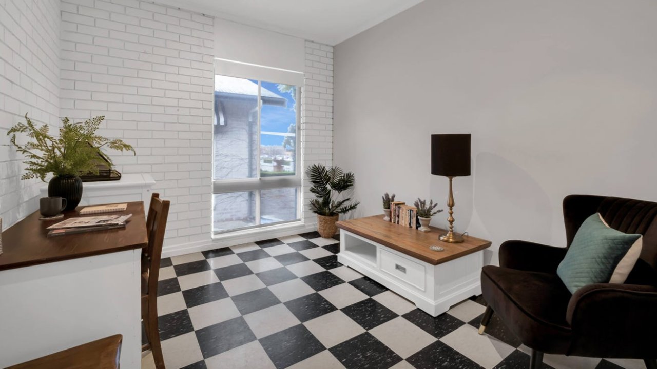 102B Brisbane Street TAMWORTH 5