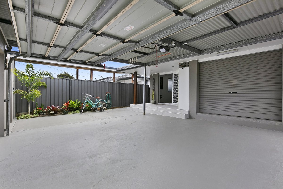 103 Albion Avenue MIAMI 18