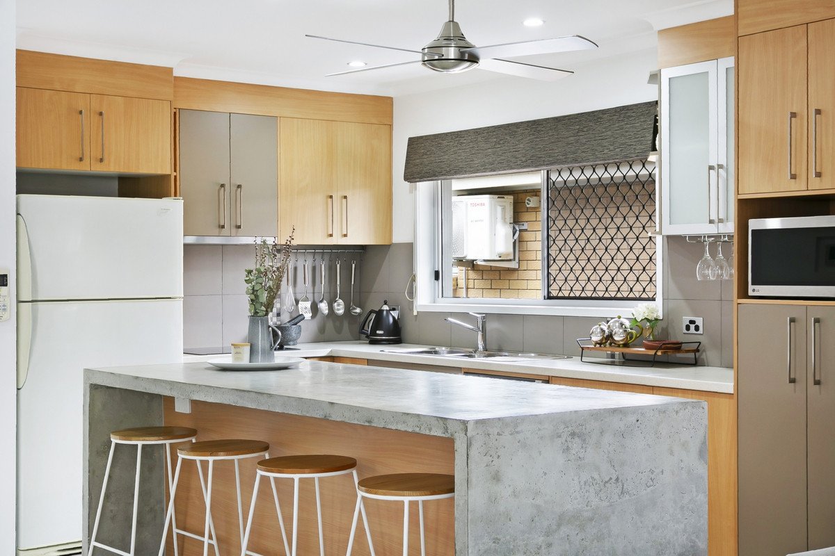 103 Albion Avenue MIAMI 7