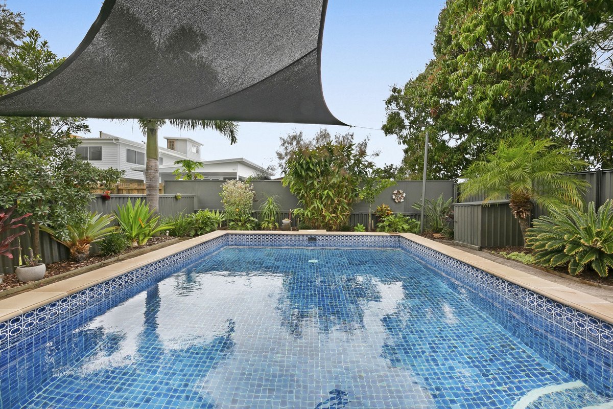 103 Albion Avenue MIAMI 17