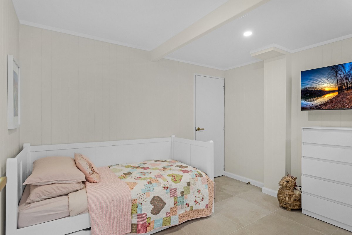 103 Barrier Reef Drive MERMAID WATERS 16