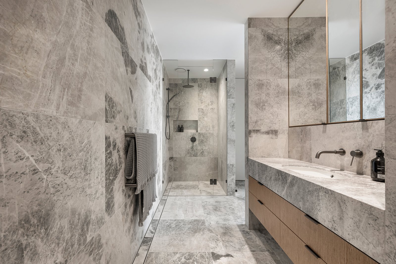 Pier 103 - Waterfront Residences