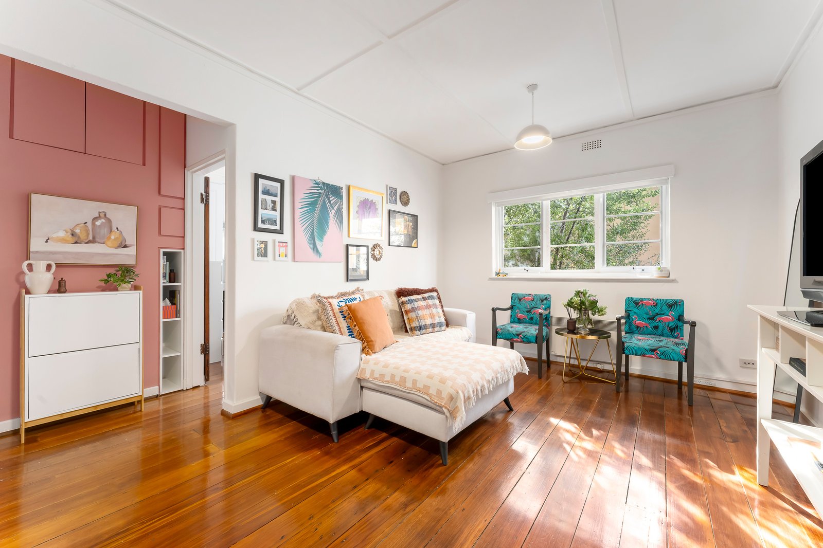 Gallery: 10/3 Cowderoy Street