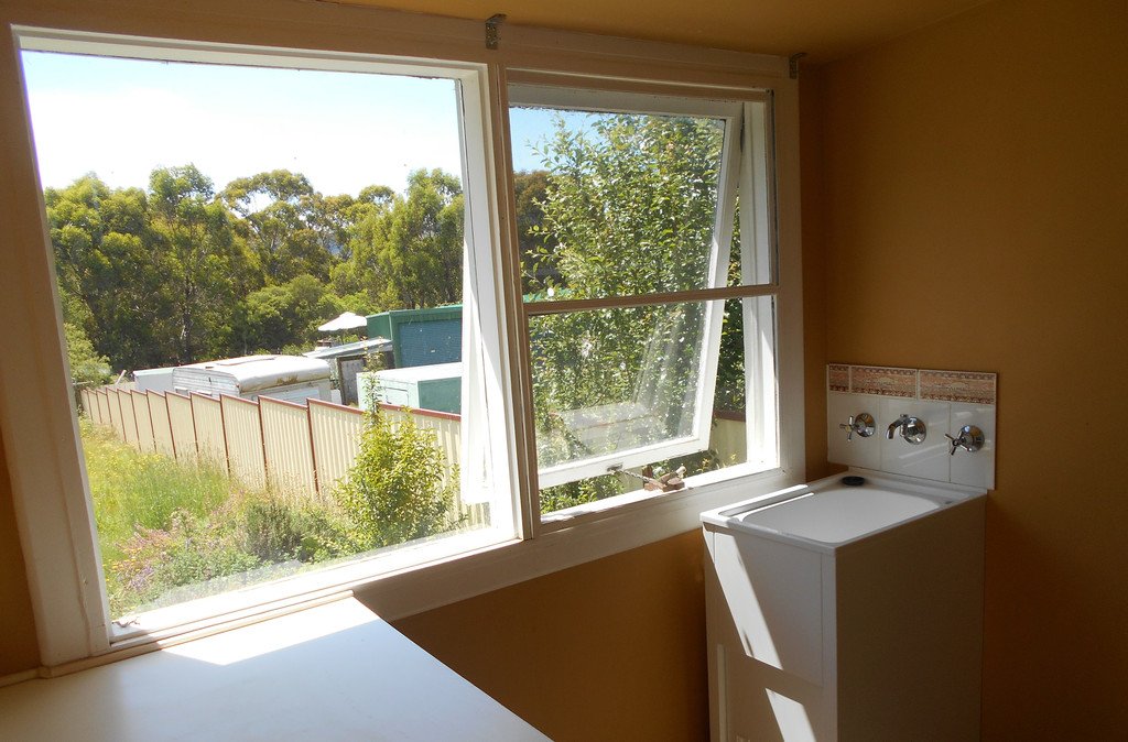 103 Forest Road BATLOW 7