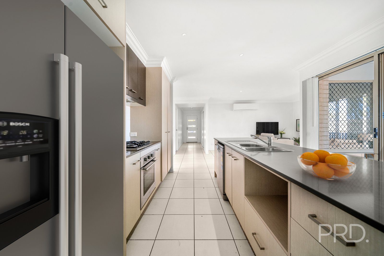103 GIRRAWEEN Drive SPRINGFIELD LAKES 2