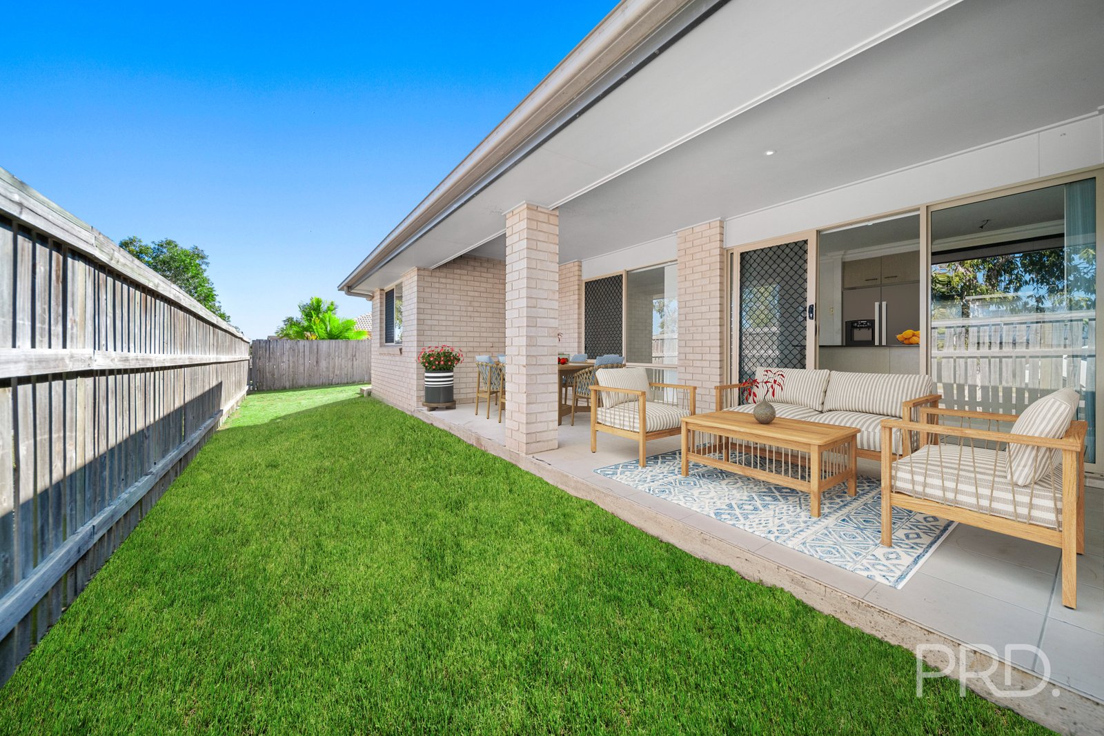 103 GIRRAWEEN Drive SPRINGFIELD LAKES 6