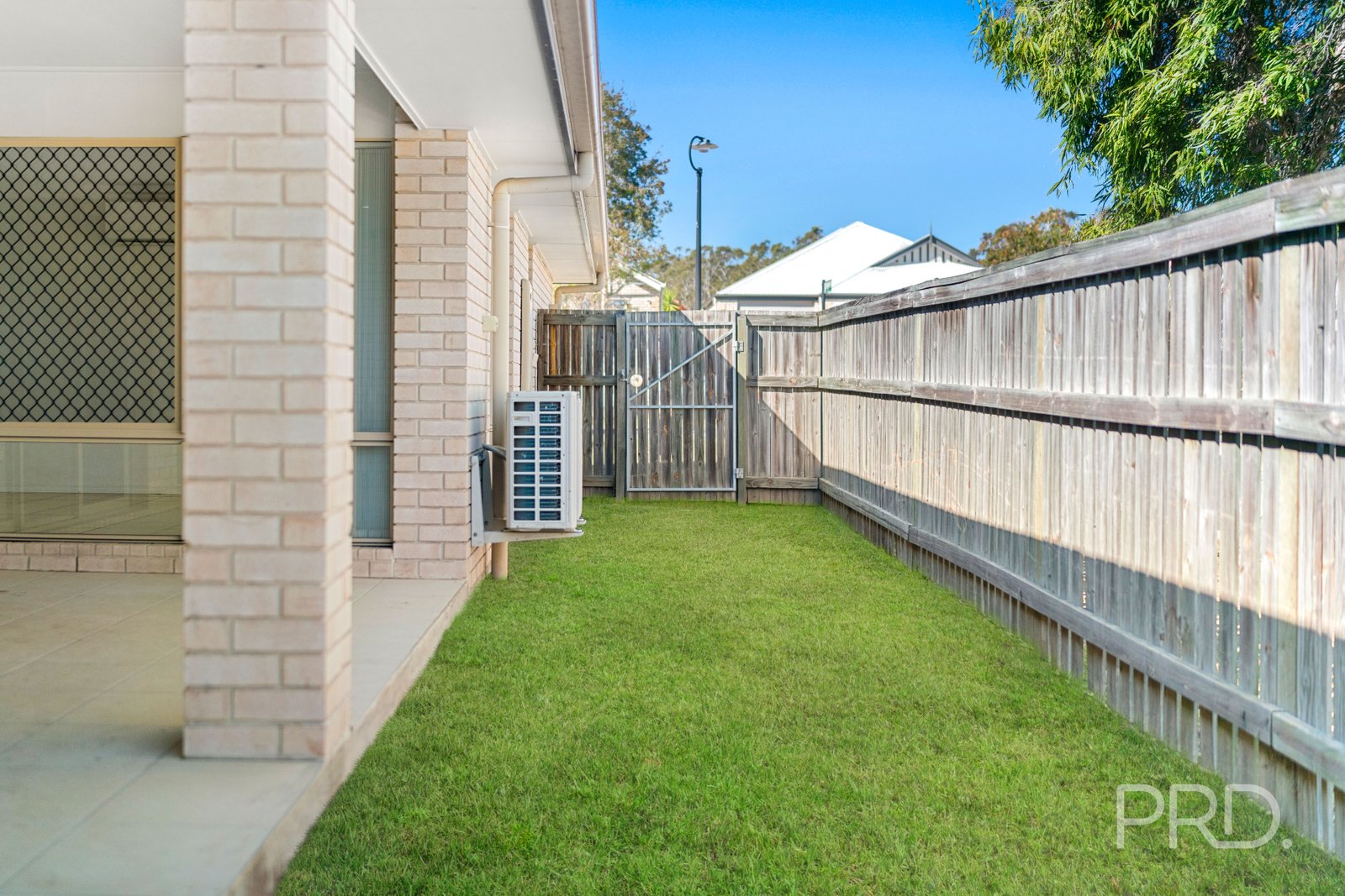 103 GIRRAWEEN Drive SPRINGFIELD LAKES 10