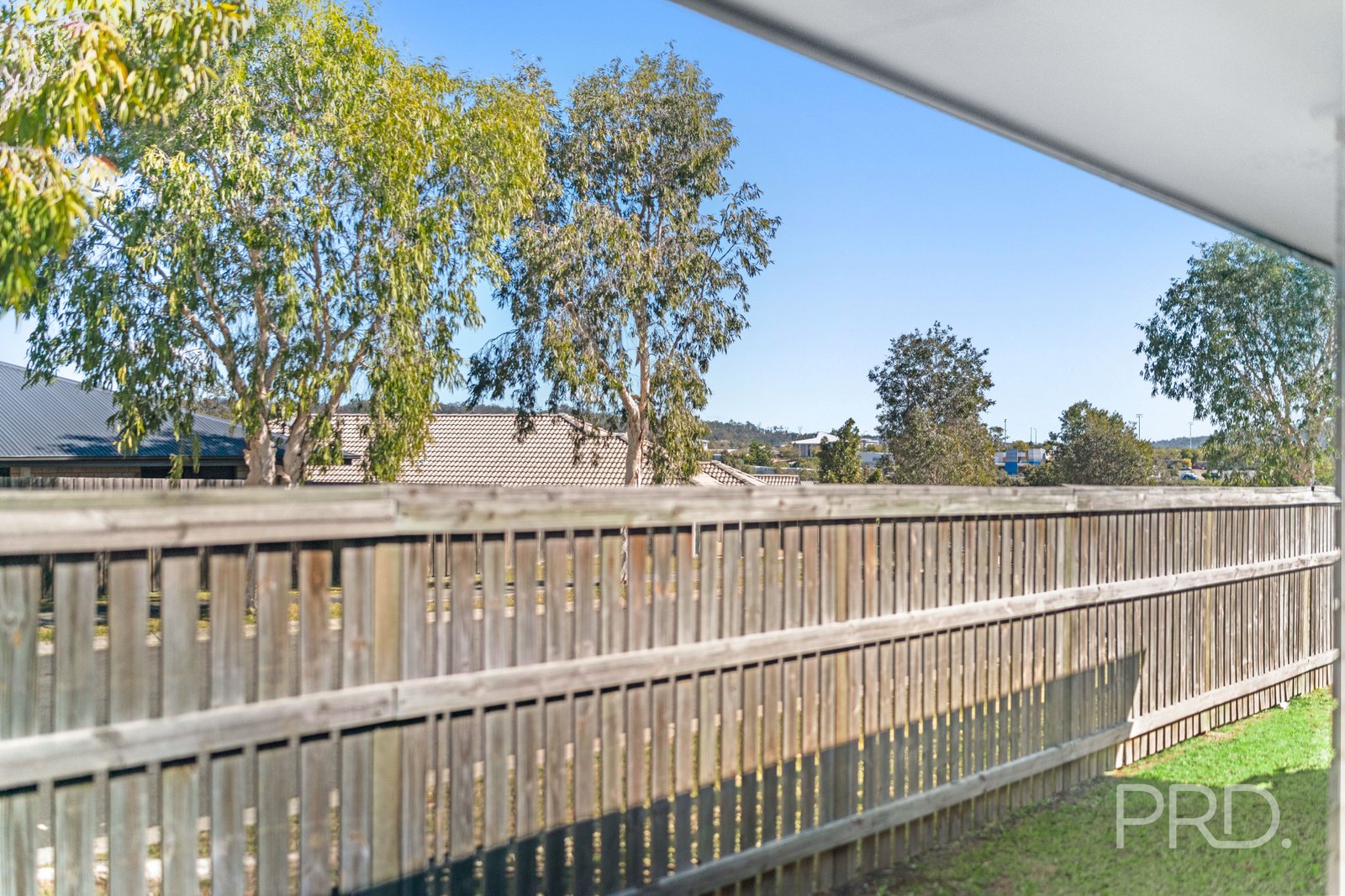 103 GIRRAWEEN Drive SPRINGFIELD LAKES 11