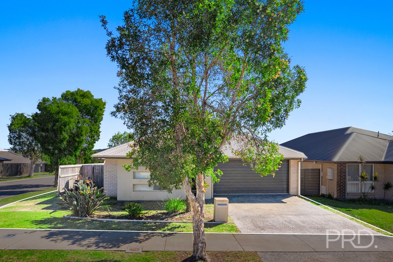 103 GIRRAWEEN Drive SPRINGFIELD LAKES 22