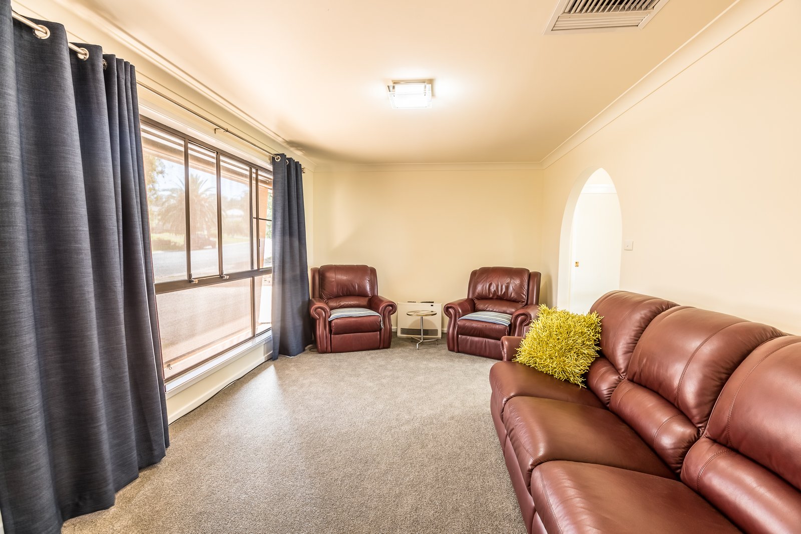 103 Lemon Gums Drive TAMWORTH 2