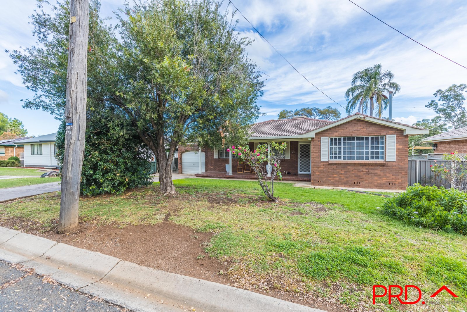 103 Manilla Road TAMWORTH 2