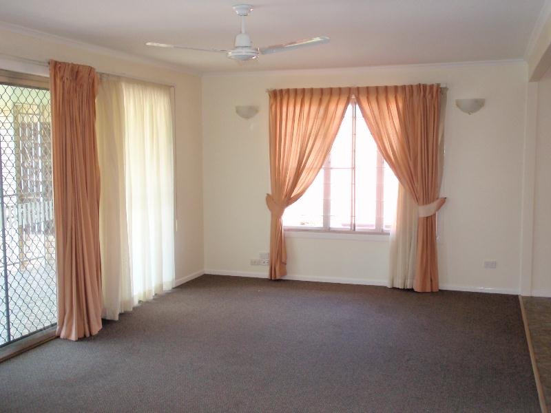 103 Peter Street STRATHPINE 4