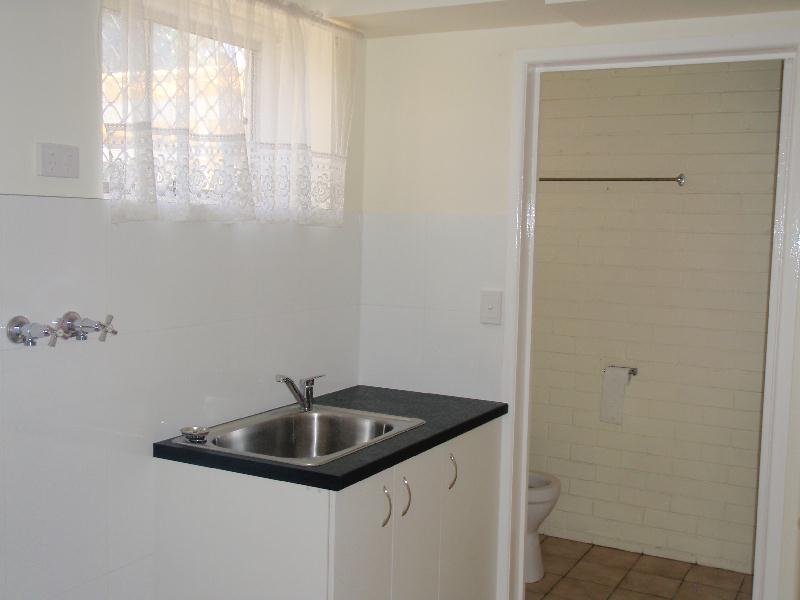 103 Peter Street STRATHPINE 12