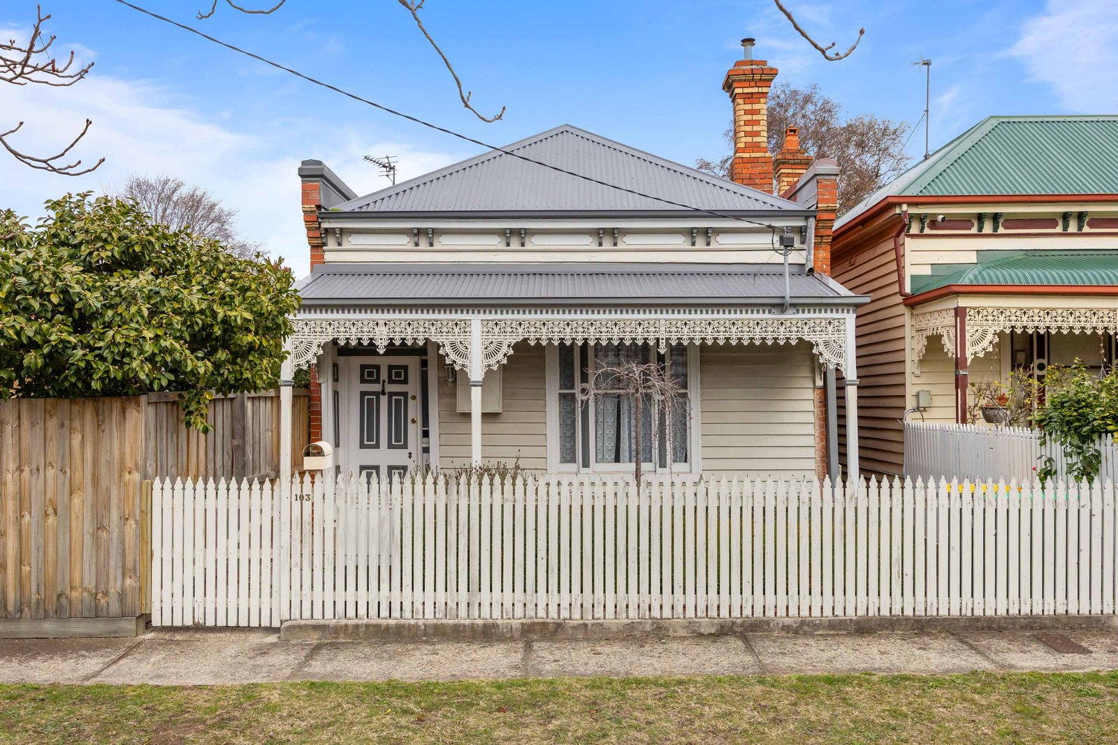 Gallery: 103 Urquhart Street