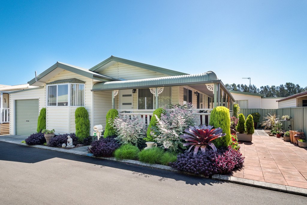 103 Willow Tree Avenue KANAHOOKA 1