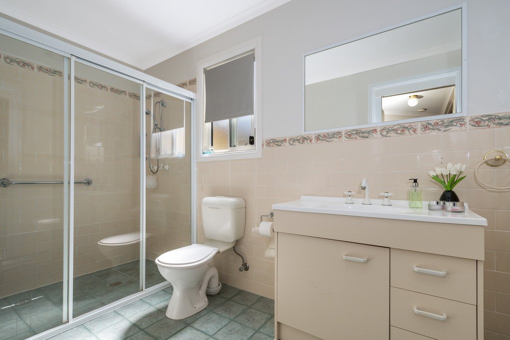 103 Willow Tree Avenue KANAHOOKA 8