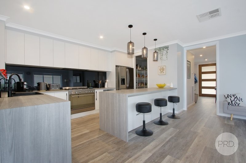 103 Woolshed Drive THURGOONA 2