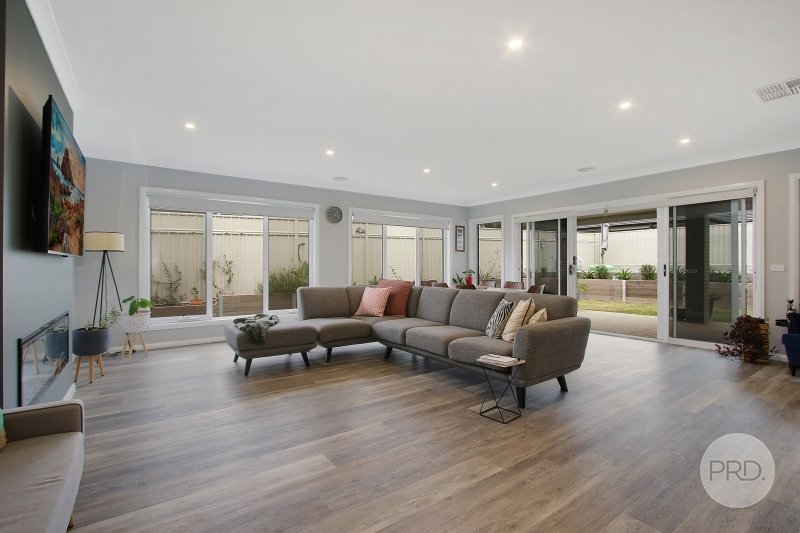 103 Woolshed Drive THURGOONA 6