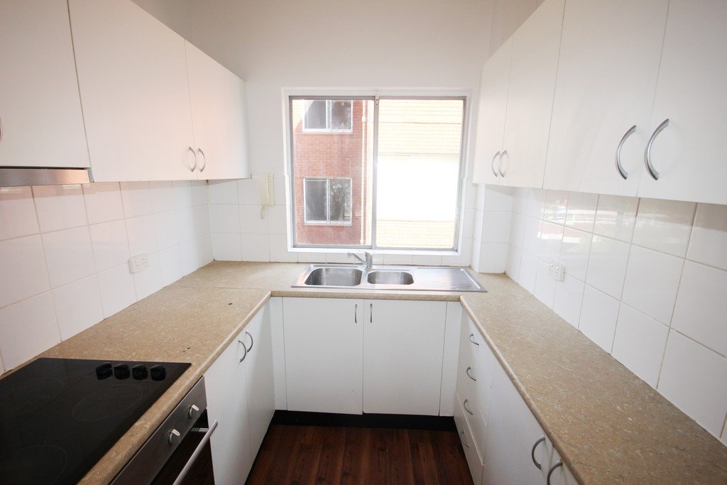 10/30-32 President Avenue KOGARAH 2