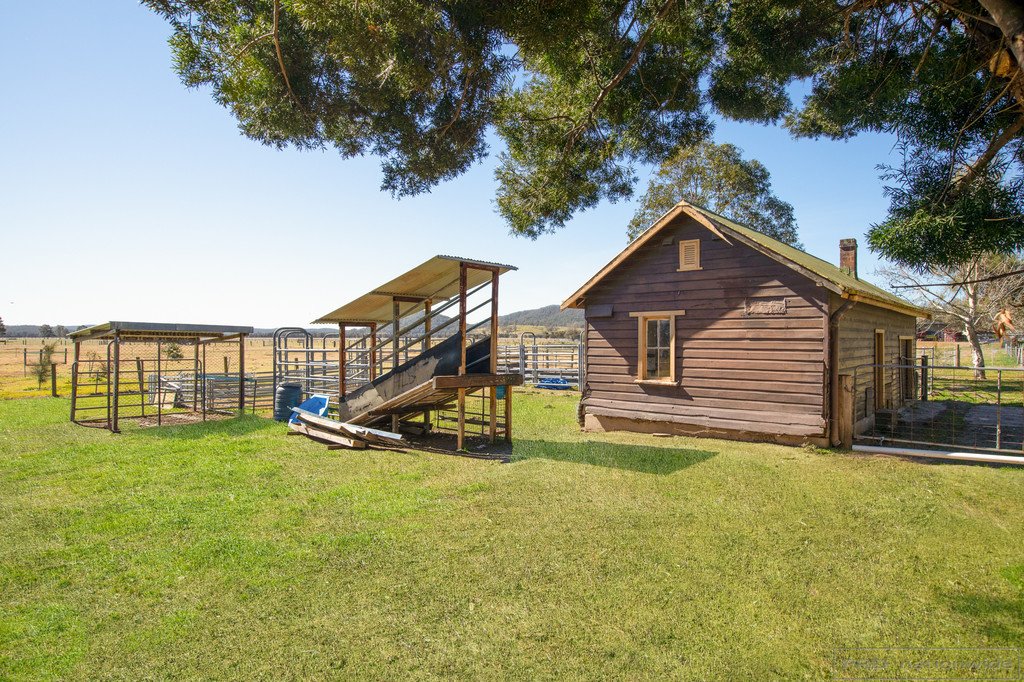 1030 Newline Road EAST SEAHAM 20