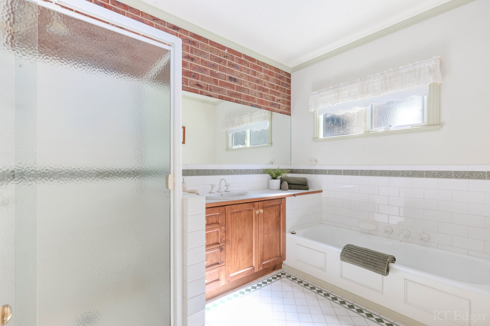 Real Estate and Property in 1030 Surf Coast Highway, Mount Duneed, VIC